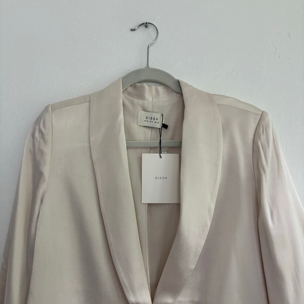 NWT DISSH Women’s Simone Pearl Satin Blazer & Pants Size 4/6 Ivory Suit Set - Picture 4 of 16